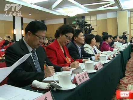 70多家媒體聚焦湖北代表團(tuán)媒體開放日活動