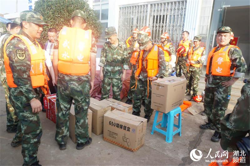 ͯҺӵ̰l(f)ҪU(xin) ٱBm(x)^(zhn)l(wi)hәC(j)(chng)