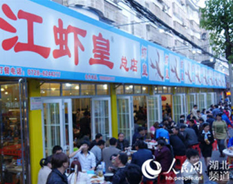   СrBi(jng)Iģʽ׌tɫL(fng)
  F(xin)Сr2000P(gun)ĘI(y)ˆT2fˡÿrм(ji)H؅^(q)MСrfII(y)~10|Ԫ
    (x)СrI(y)10l(f)׃^츲ء
[Ԕ(x)] 


