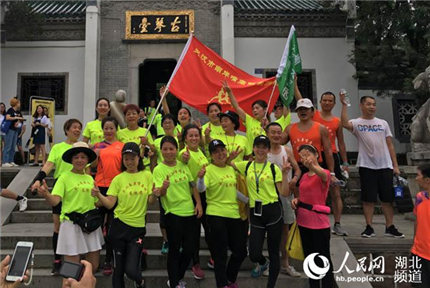 hНh(yng)^(q)ϰ콭@Sl(f)ĳl(f) ֪܊\(yn)l(f)B(yng)Є(dng)װl(f)ʽʽ_(ki)ʼģC(j)P(gun)I(y)λW(xu)W(wng)j(lu)VȽMɵǧ܈F(tun)@_(ki)ܣȫ(hu)l(f)h(dng)(dng)200f(wn)W(wng)ч^