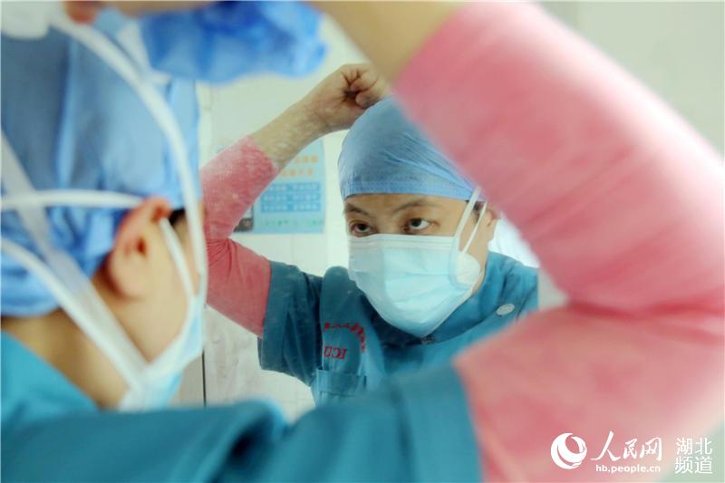 202038ںʡʮyꖅ^(q)t(y)ԺVԮy(zhn)ߡt(y)꠆TRobҺ z