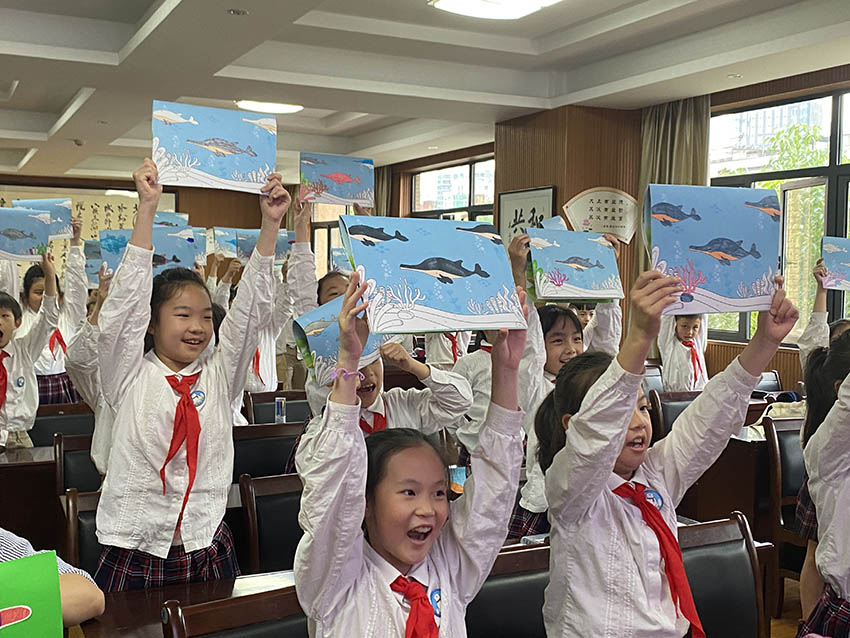 (yng)(du)׃}M(jn)hУ@誔z