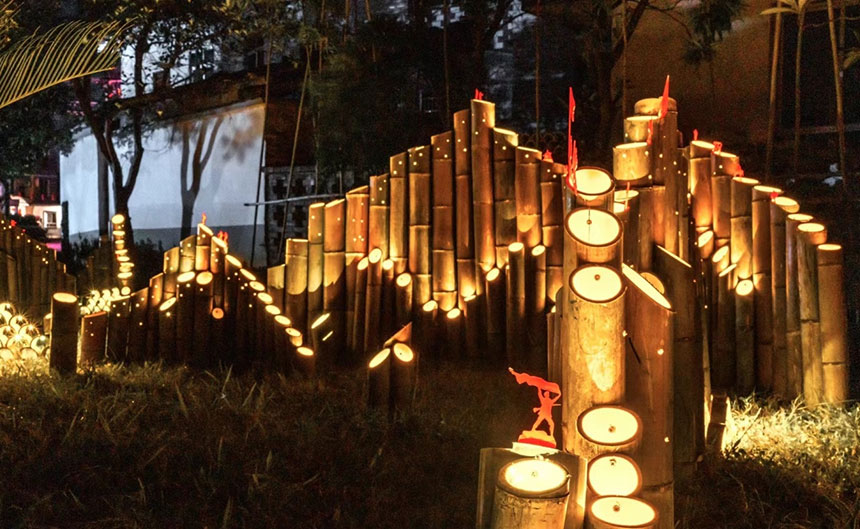 《征程》——西安美術(shù)學(xué)院建筑環(huán)境藝術(shù)系。