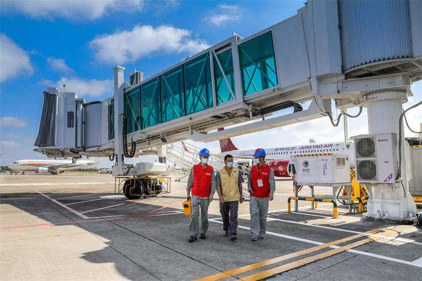 特巡,為廣大旅客國(guó)慶出行保駕護(hù)航【6】