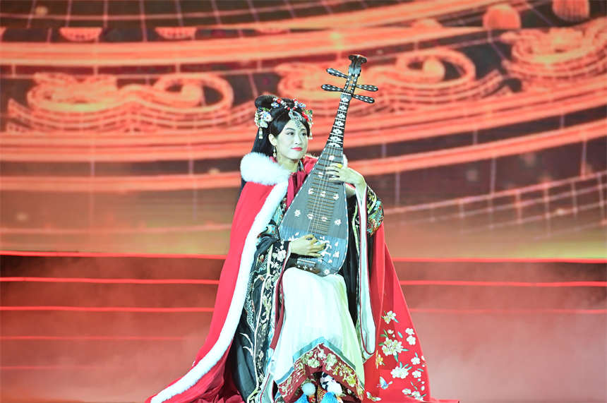 第十二屆中國(guó)長(zhǎng)江三峽國(guó)際旅游節(jié)在湖北宜昌開幕【7】