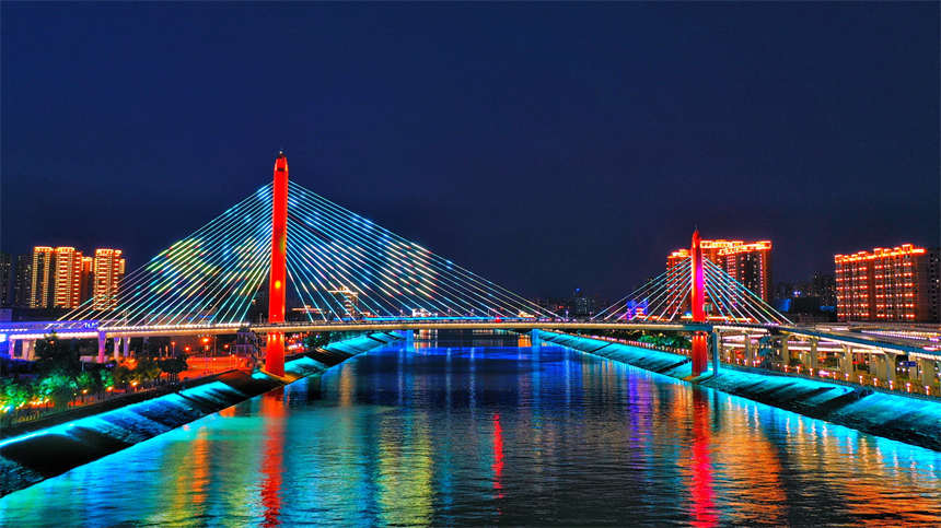 第十二屆中國(guó)長(zhǎng)江三峽國(guó)際旅游節(jié)在湖北宜昌開幕【10】