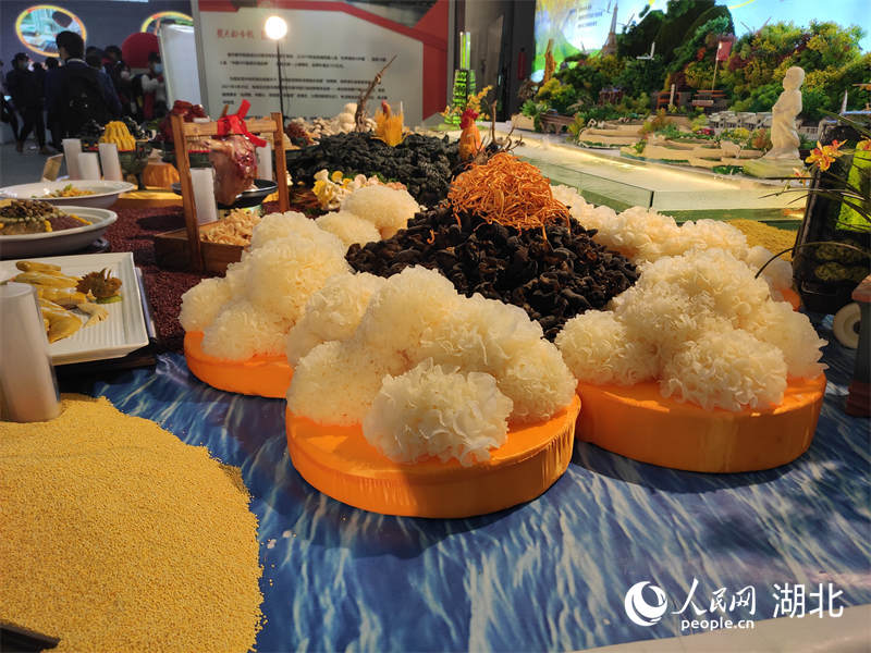 楚菜美食博覽會(huì)演繹饕餮盛宴。人民網(wǎng) 郭婷婷攝