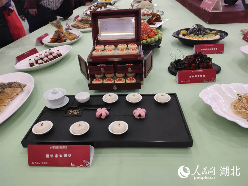 楚菜美食博覽會演繹饕餮盛宴。人民網(wǎng) 郭婷婷攝