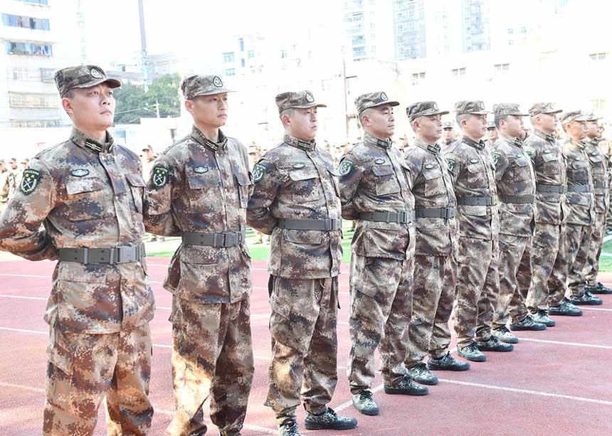 湖北建始:村社區(qū)書記“大練兵” 塑造“兵支書“精氣神【3】