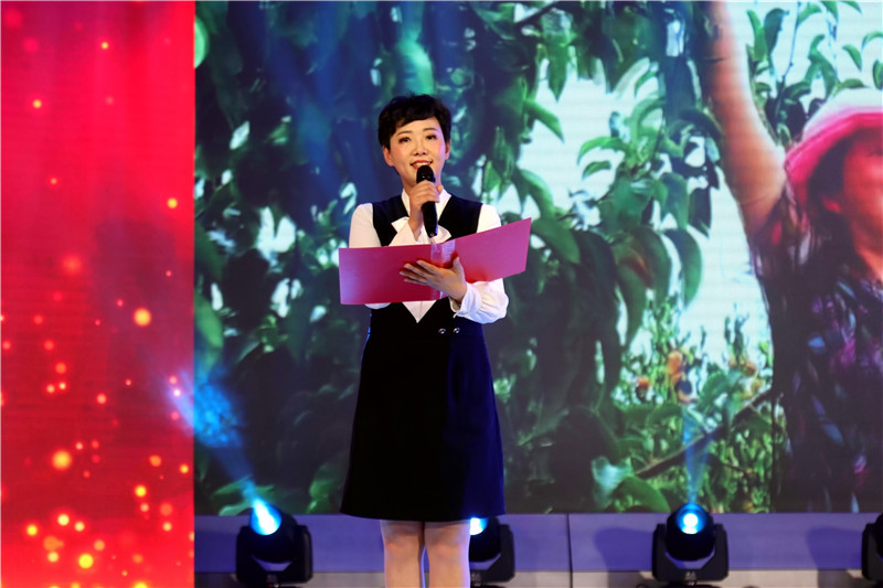 襄州區(qū)人大代表劉媛朗誦《襄州的春天》