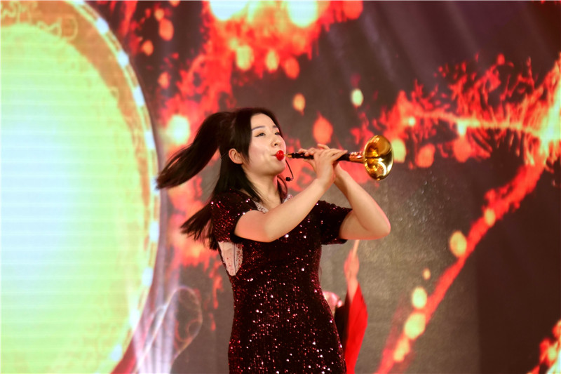 張灣街道人大工委嗩吶演奏《襄州律動(dòng)》