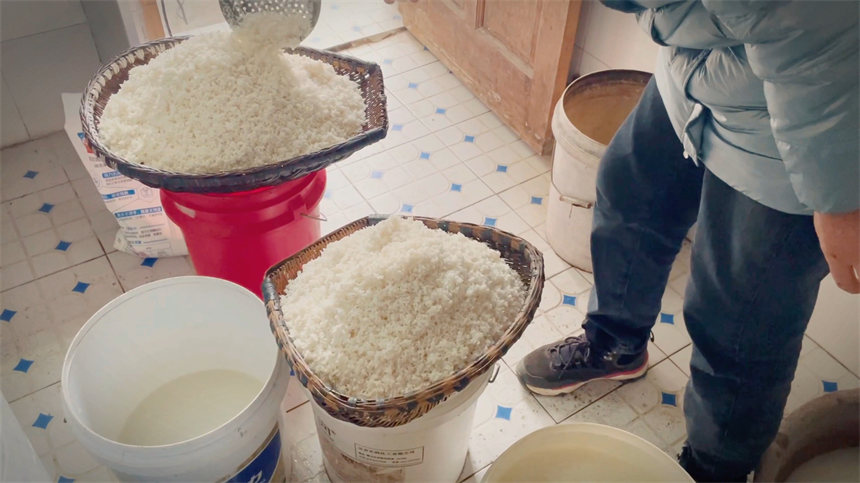 湖北紅安打糍粑。劉玲莉攝