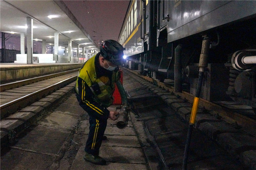 (yng)܇վ\(yn)܇gOF܊ڞK535ÿ܇ˮ@ǌOF܊ڍλϵĵ31\(yn)z