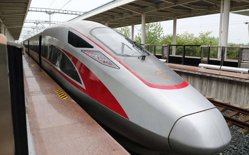 黃黃高鐵今日開通運營