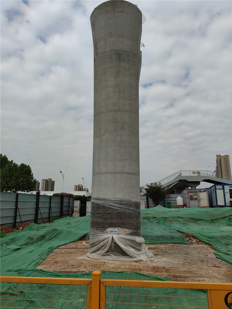 每個混凝土墩身都有沉降觀測點(diǎn),保證整個施工的精度和安全