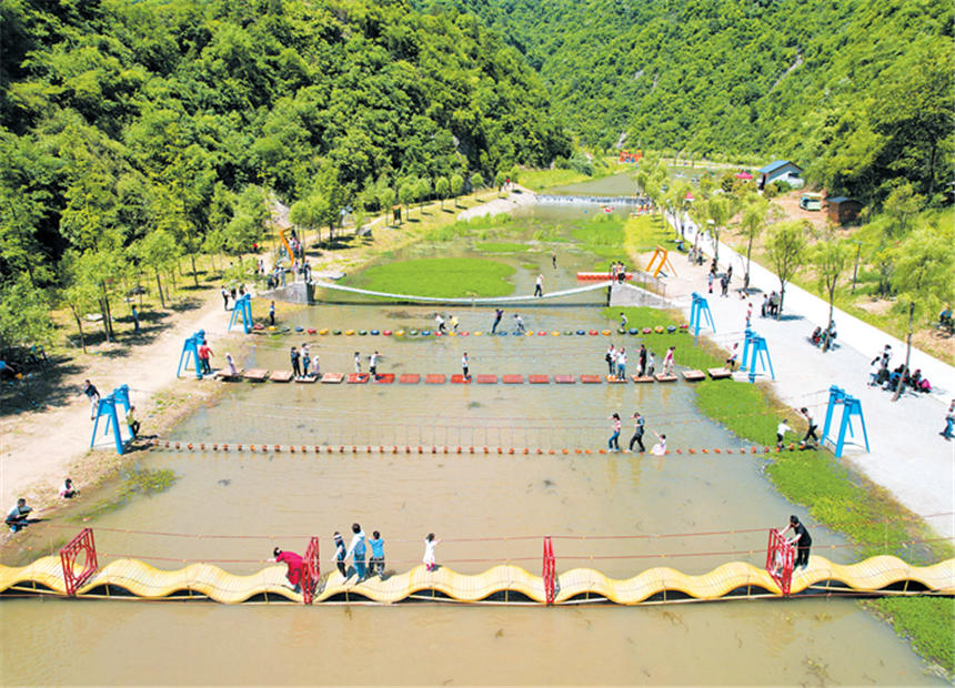 湖北十堰張灣區(qū)“五一”假期接待游客人數(shù)同比增長(zhǎng)超19%【3】