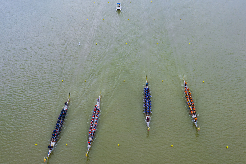 2022“屈原故里”中國(guó)龍舟爭(zhēng)霸賽。