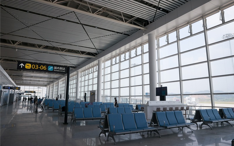 機(jī)場(chǎng)內(nèi)部。張暢攝