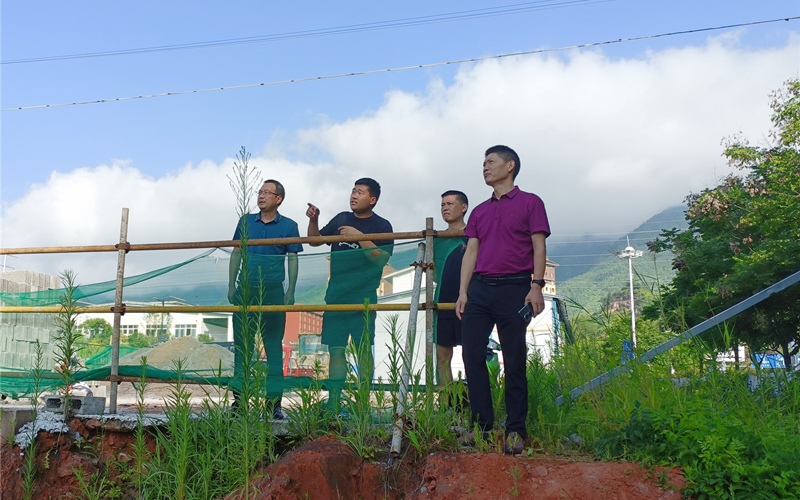 督辦全市兩個(gè)過億元民生項(xiàng)目工程進(jìn)展