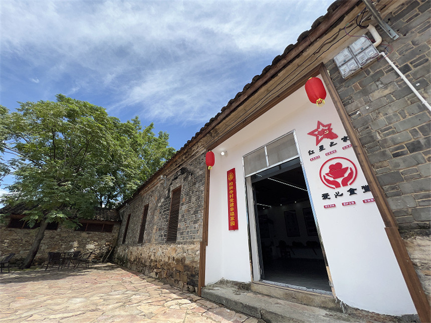 締造美好環(huán)境與幸福生活 打造鄉(xiāng)村振興“示范片”。