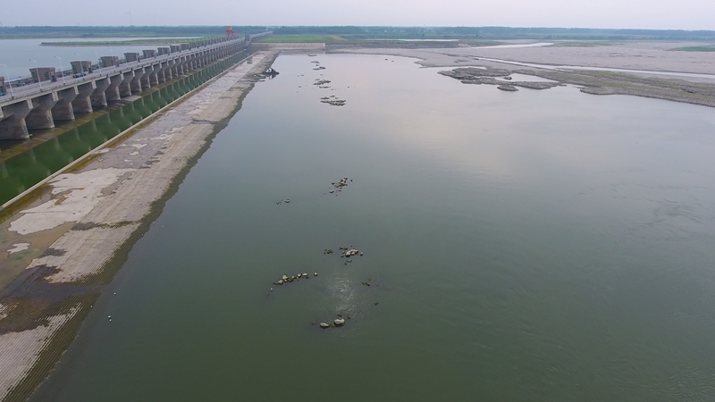 興隆水利樞紐下游航拍。劉筱筠攝