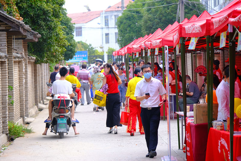 公益集市。
