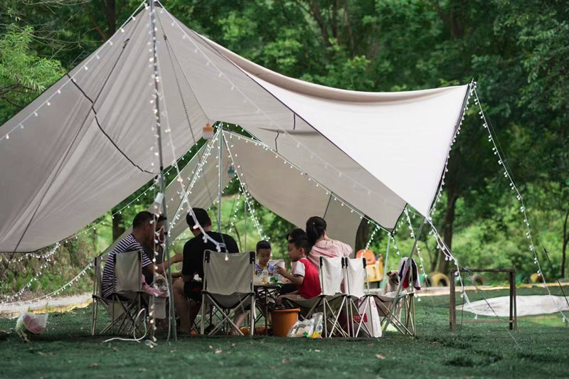 茅箭區(qū)營子村“露營熱”興起。