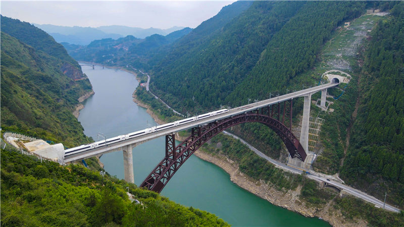 張吉懷高鐵。鐵四院供圖