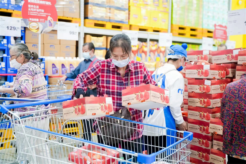 首日爆滿 華中首家麥德龍會(huì)員店火爆開(kāi)業(yè)【2】