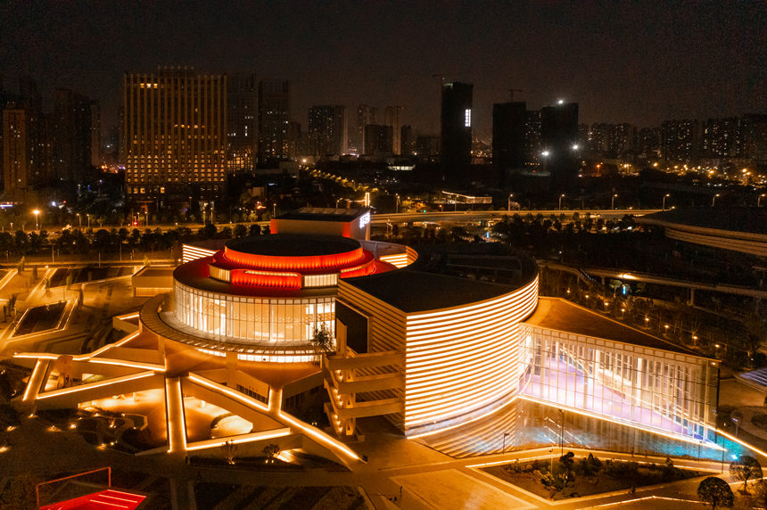 武漢臨空港文化中心。中共武漢市東西湖區(qū)委宣傳部供圖