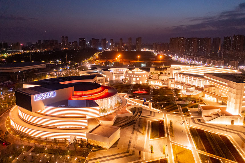 武漢臨空港文化中心。中共武漢市東西湖區(qū)委宣傳部供圖