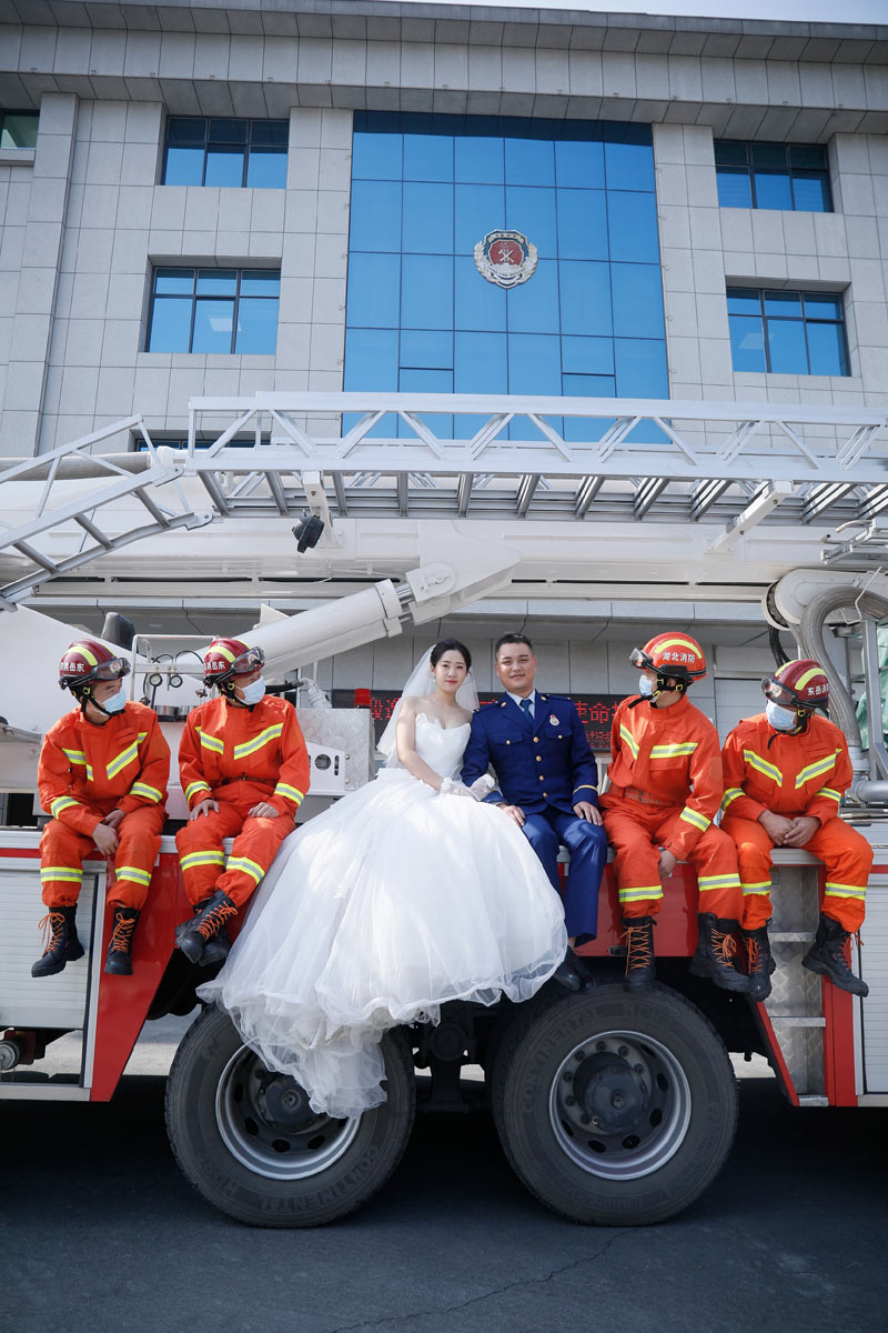 劉煜東和高曉璐的婚紗照。受訪者供圖