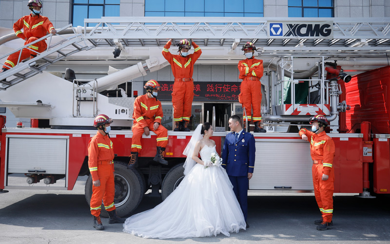 劉煜東和高曉璐的婚紗照。受訪者供圖