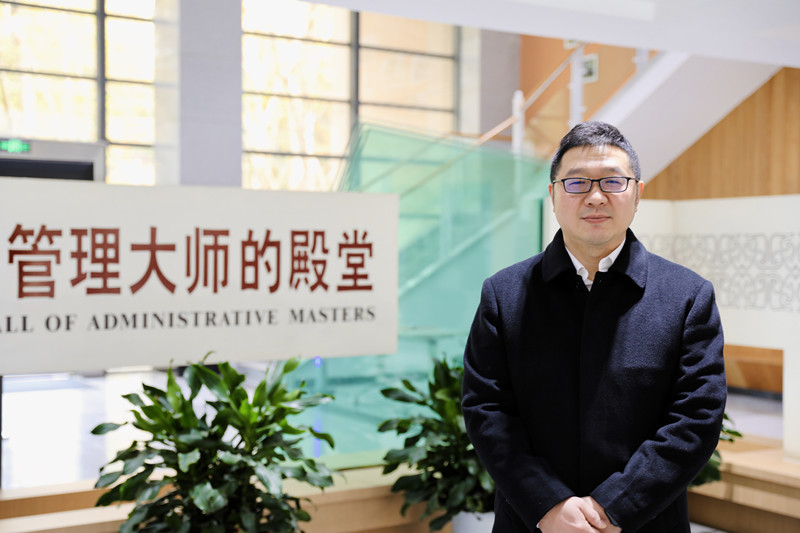 華中科技大學(xué)管理學(xué)院院長、教授楊治。薛蒂攝