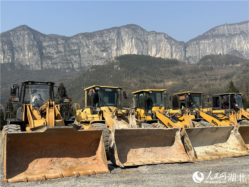 姚家平水利樞紐工程開(kāi)工動(dòng)員大會(huì)現(xiàn)場(chǎng)。人民網(wǎng) 張沛攝