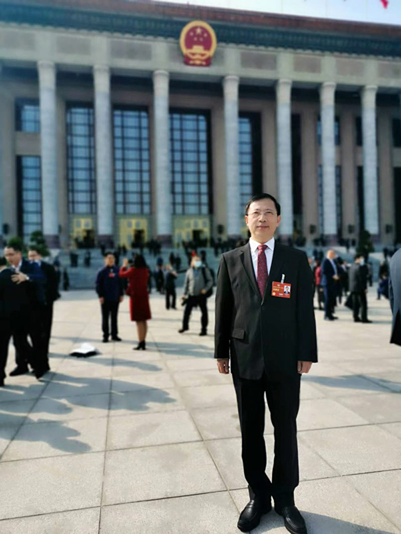 全國政協(xié)委員、武漢理工大學(xué)黨委書記信思金。受訪者供圖