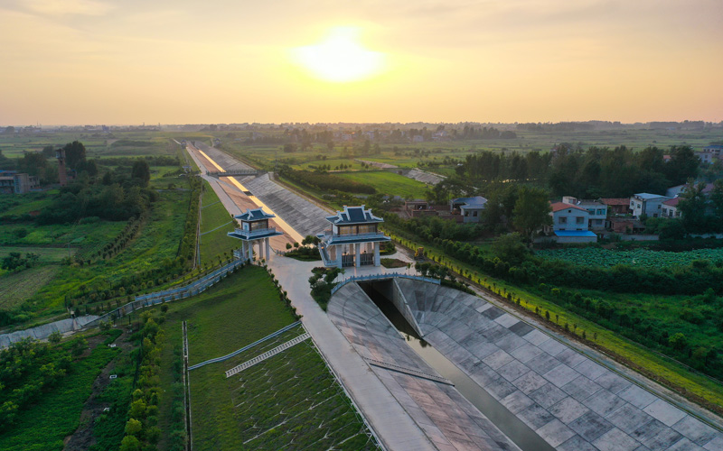 鄂北地區(qū)水資源配置工程。鐘華攝