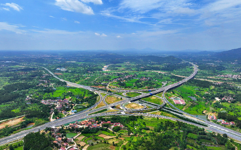 湖北2條高速同日通車 武漢都市圈再添通道