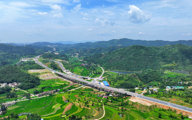 湖北2條高速同日通車 武漢都市圈再添通道