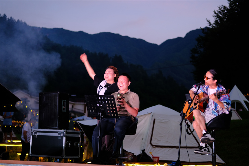 湖北秭歸：“生態(tài)+業(yè)態(tài)”打造納涼避暑強(qiáng)磁場(chǎng)