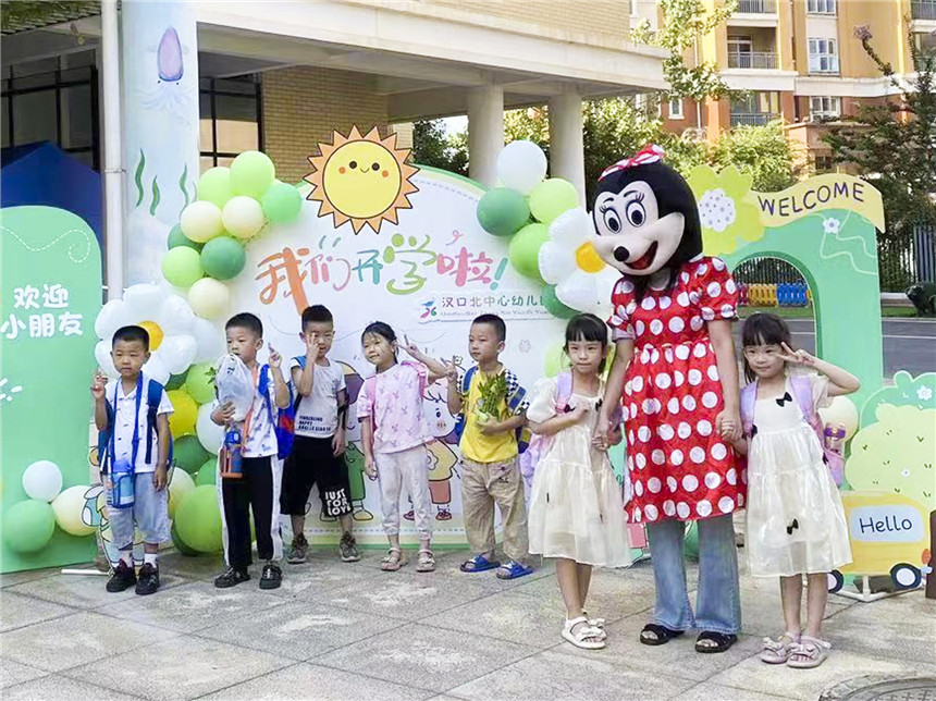 漢北幼兒園開學(xué)。黃軒攝。