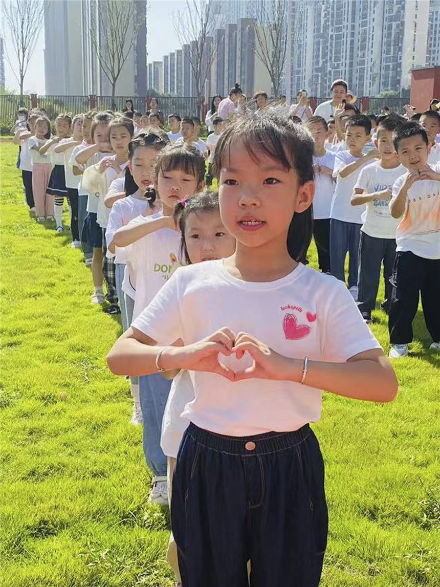 手勢舞。黃軒攝。