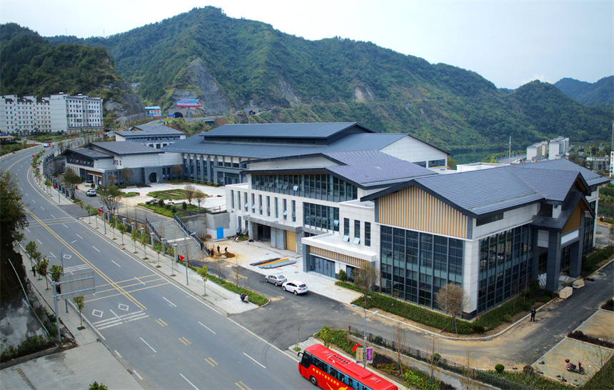 竹山縣茶葉產(chǎn)業(yè)博覽園。王俊攝