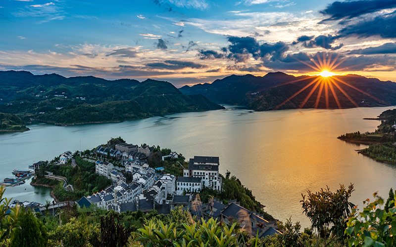 湖北竹山:打造全國水上體育休閑運動基地