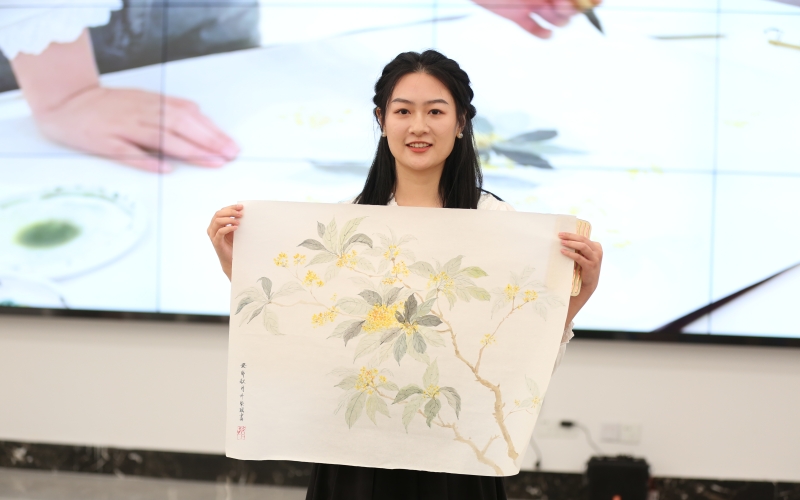 湖北咸寧評選出2023年度“桂花仙子”。