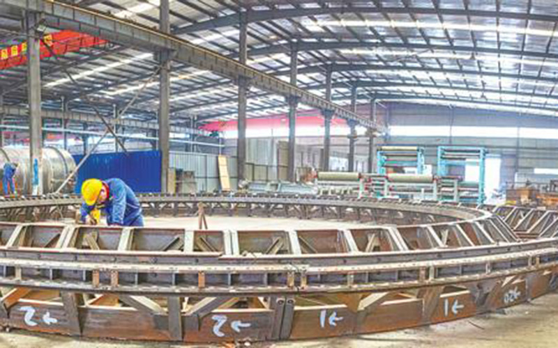 華窯中洲窯爐有限公司生產(chǎn)車(chē)間。受訪者提供