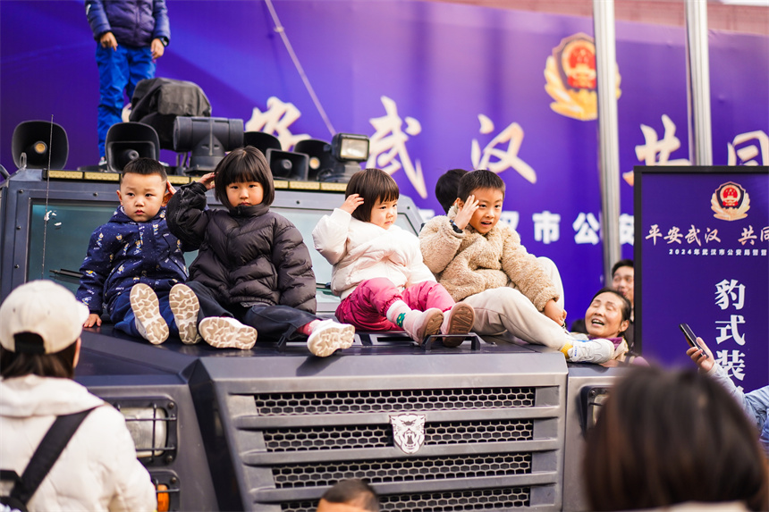 武漢警營開放日活動現(xiàn)場。武龔軒攝