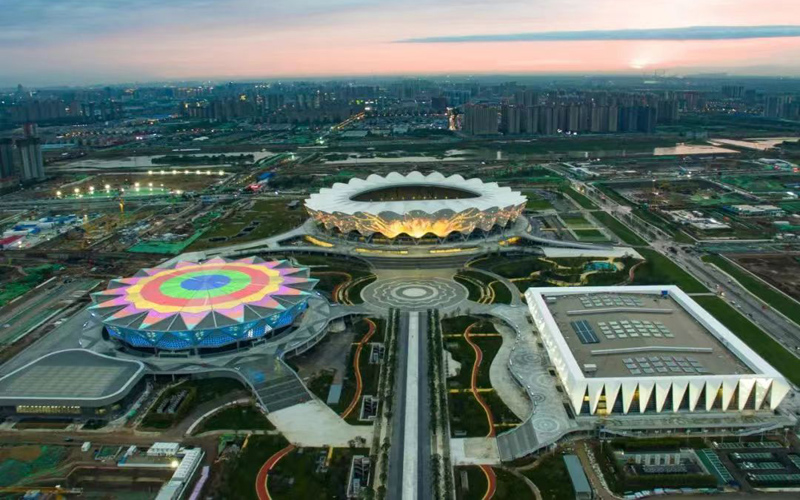 西安奧體中心鳥(niǎo)瞰。華潤(rùn)置地供圖