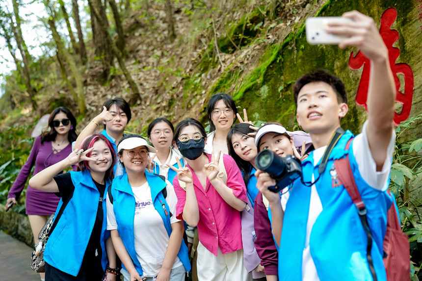 “正青春·賞木蘭”百萬大學生樂游武漢黃陂