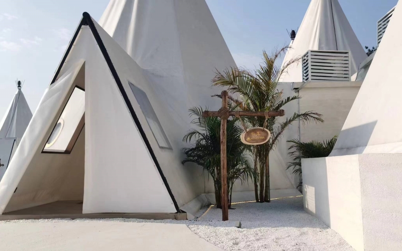 伊爾那非伽酒店形如帳篷十分有趣。西西攝